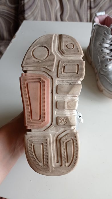 Осенние ботинки на девочку