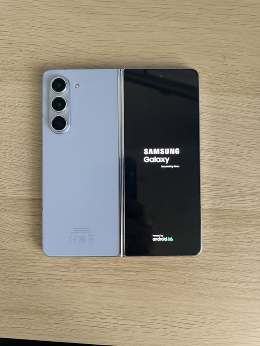 Samsung Fold 5 използван