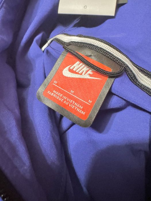 Оригинални! Nike Tech Woven Jacket - S,M,L,XL Shoemag