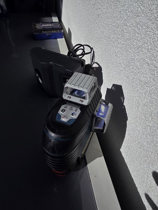 Nivela Laser Bosch 360 grade GLL 3-80C