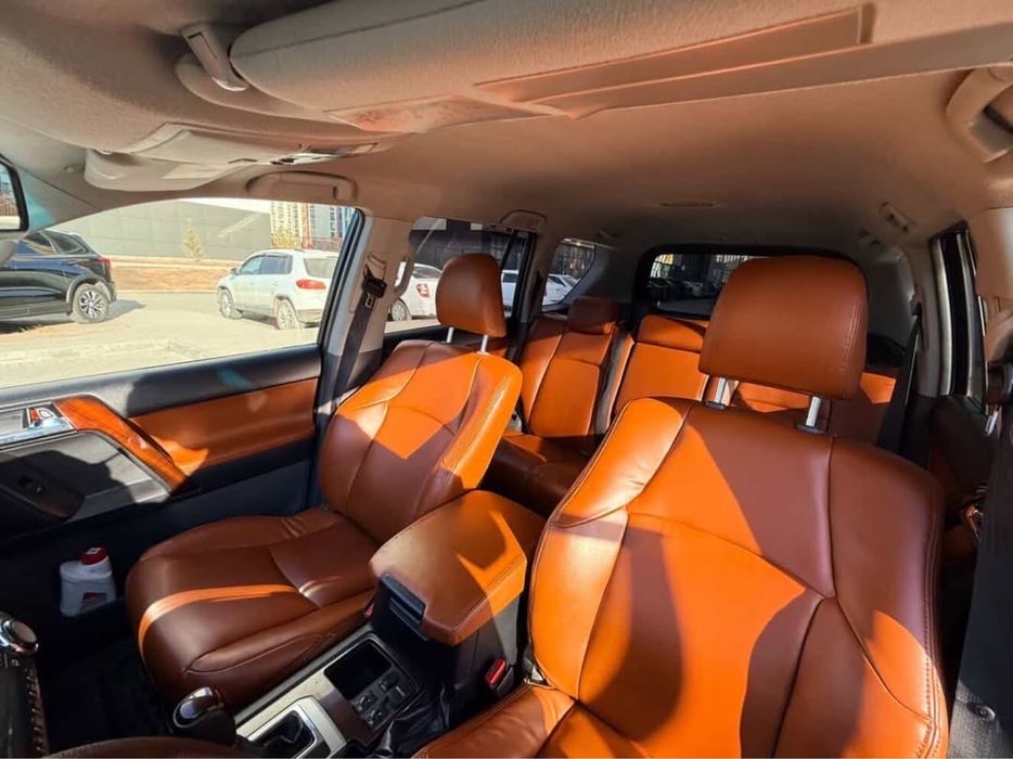 Продам Land Cruiser Prada 2011