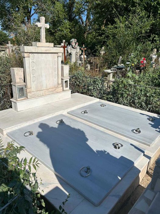 Cedez concesiune loc veci Cimitir Eternitatea