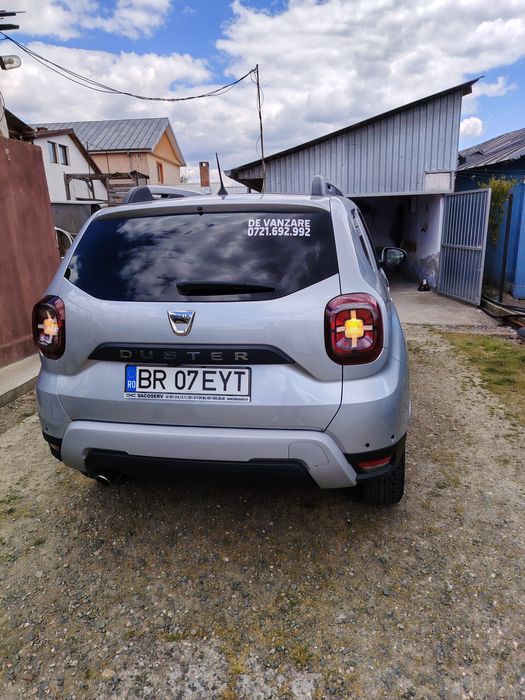 Duster 2020 luna a 12