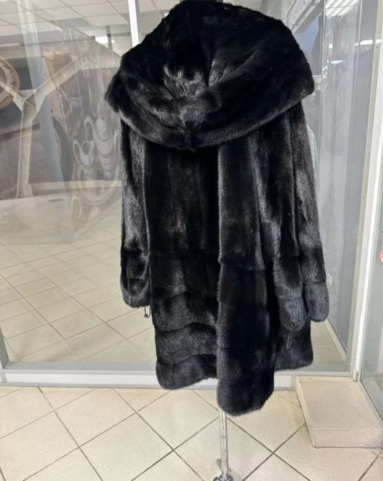 Норковая шуба черная