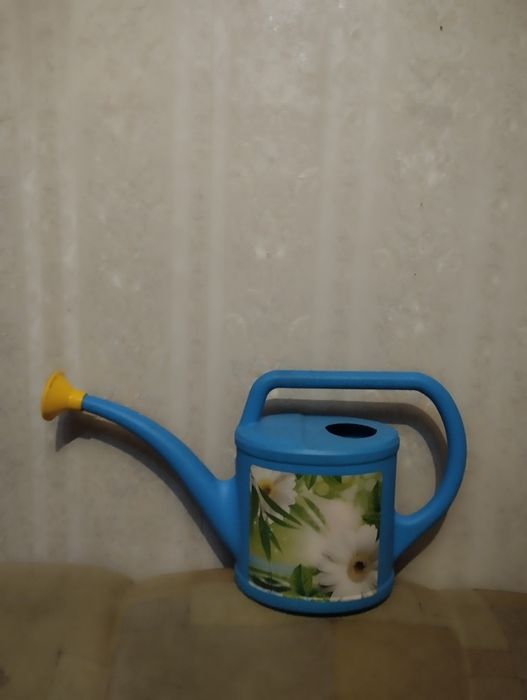 Лейка 3,5 литра .