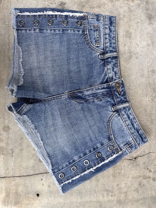 Шорты женские