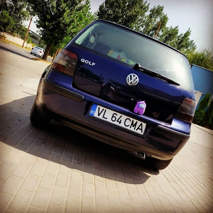 Vând Golf 4 1.4, acte valabile pana anul următor,fiscal pe loc.