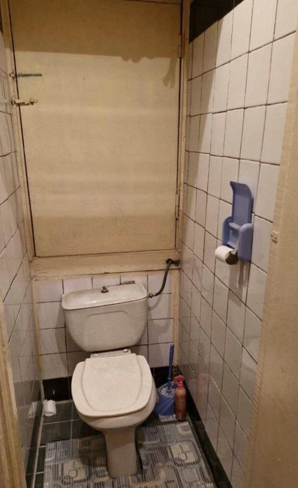 Юнусабад 11 квартал. Продается квартира 2/4/4