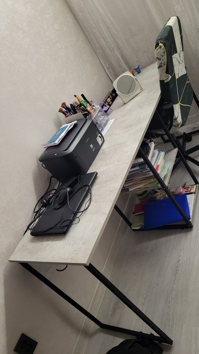 Продам б/у стол разборный