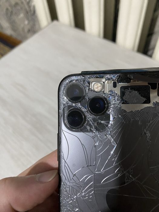 Iphone 11 Pro на запчасти