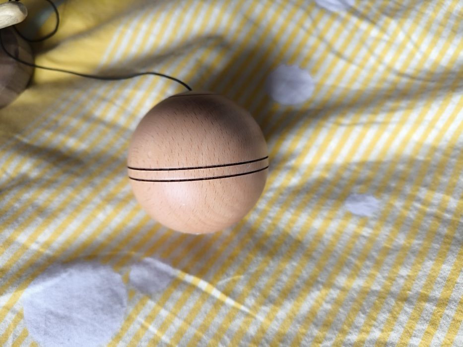 Vând kendama nou nouță