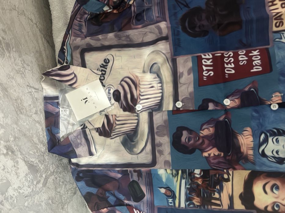 новая рубашка поп-арт