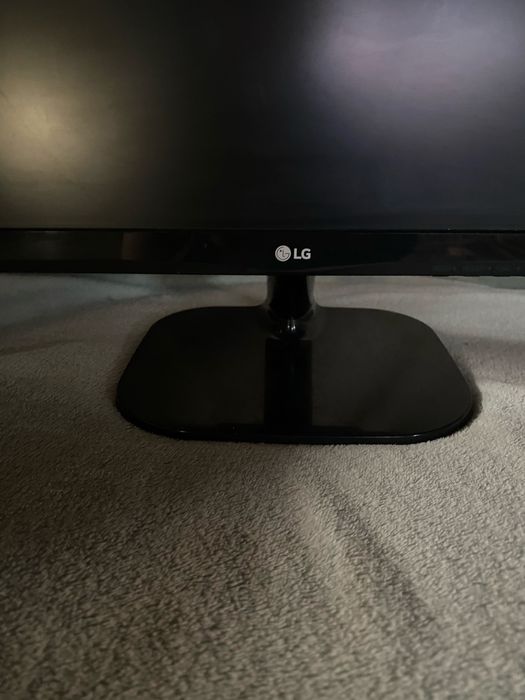 Vand Monitor LG Led