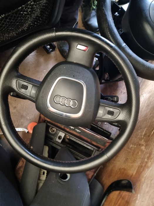 Трилъчев Волан S line за Ауди А6 Ц6 4ф 2006г