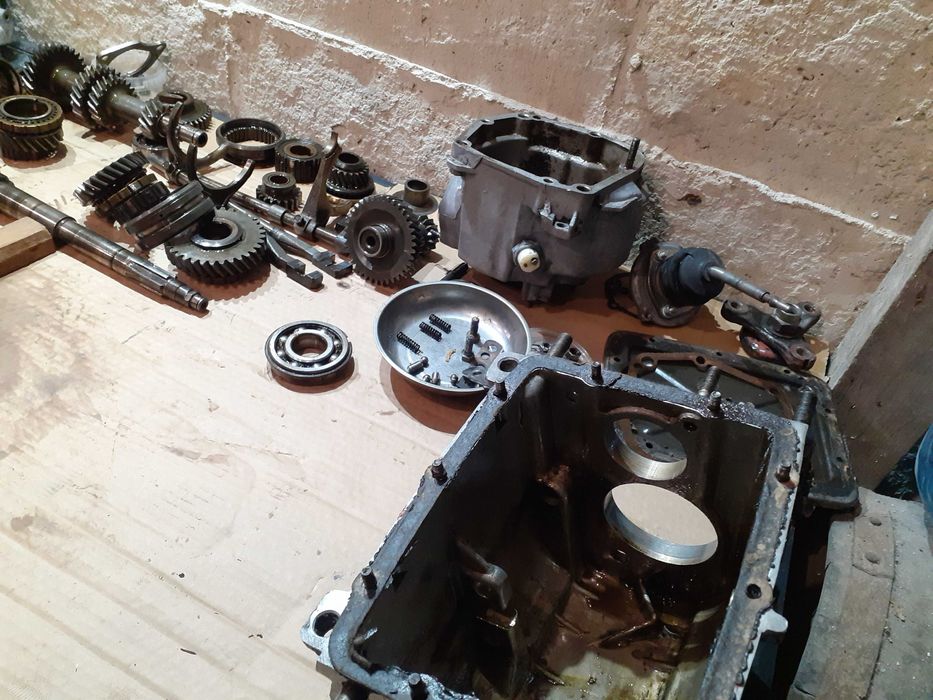 Ремонт на 5 и 4  степенни скоростни кутии за Лада Нива и всички от ВАЗ