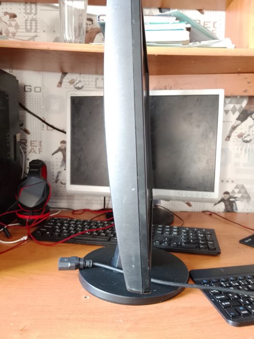 Монитор самсунг в нормальном состоянии