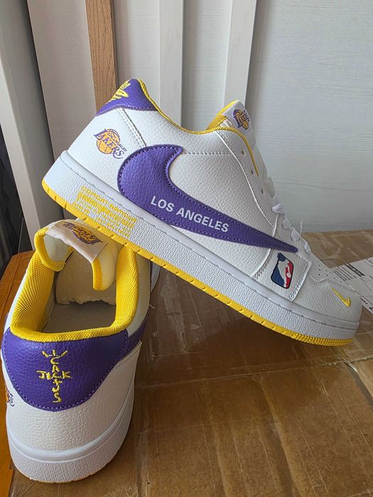 Nike Jordan marimea 42