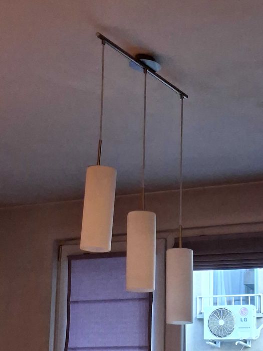 Трапезарна лампа