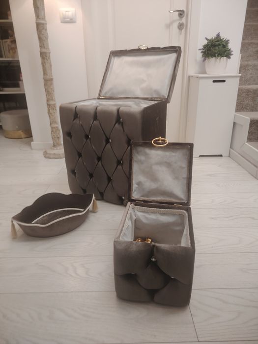 Cufere  Lux în catifea și cu pietre strălucitoare  2 bucati