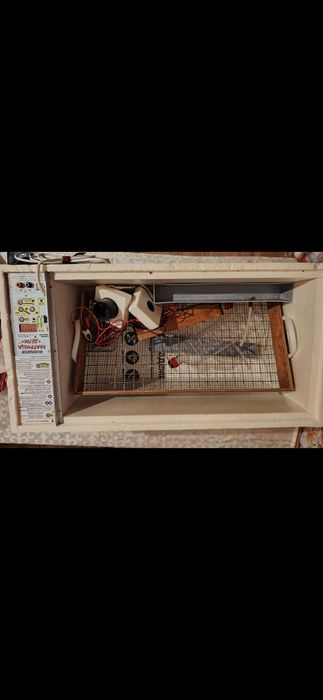 Продаётся инкубатор