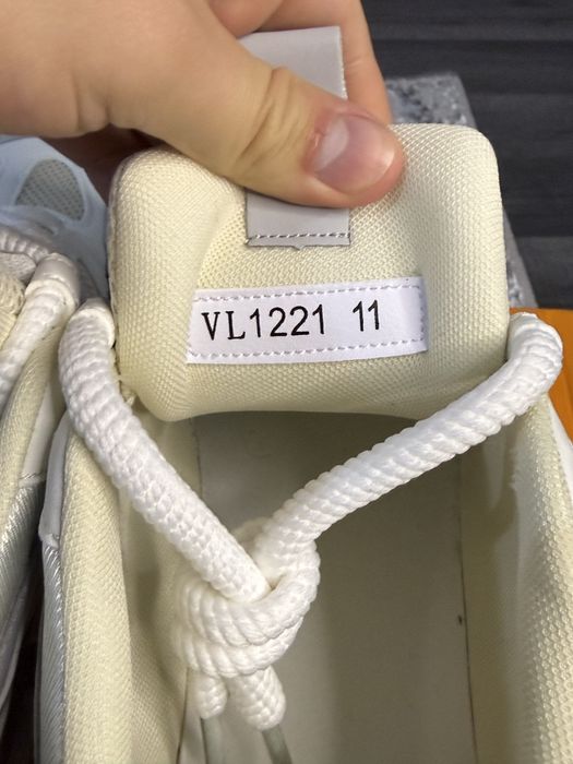 Vând Louis Vuitton lv skate