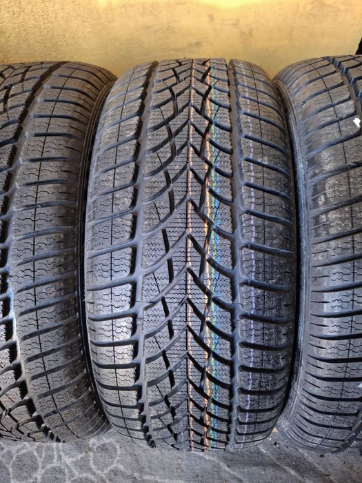 225 45 17 Dunlop DOT 2023 / 2024 iarna runflat NOI