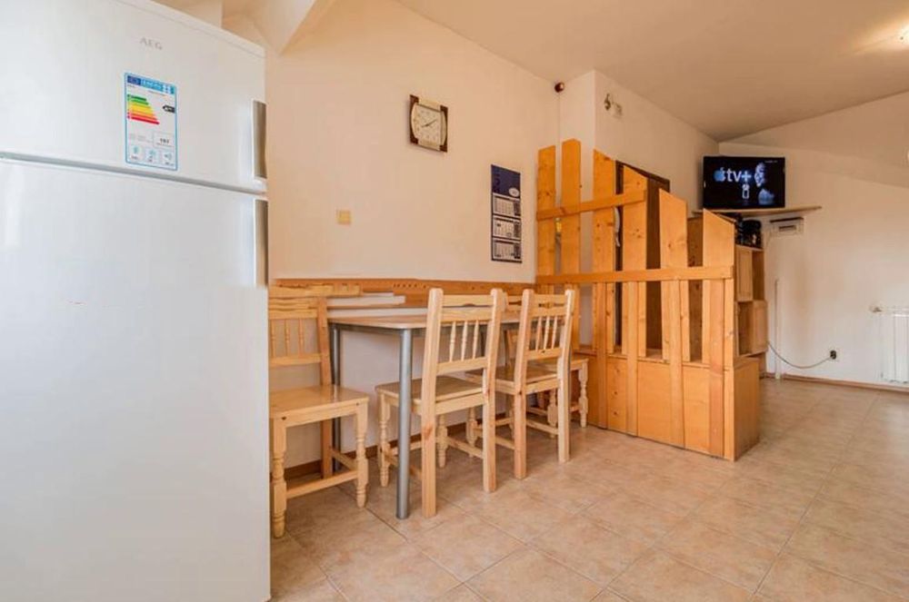 Дава се под наем Тристаен апартамент в София, Докторски паметник - 70 кв.м за 790 € - Снимка #2