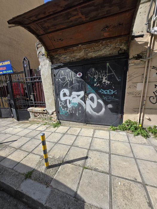 Бизнес Имот за инвестиция на бул.Мария Луиза срещу Община Варна.