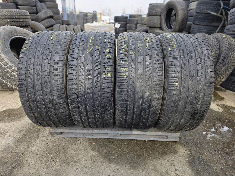 Anvelope de iarna 245-45r17 Kumho