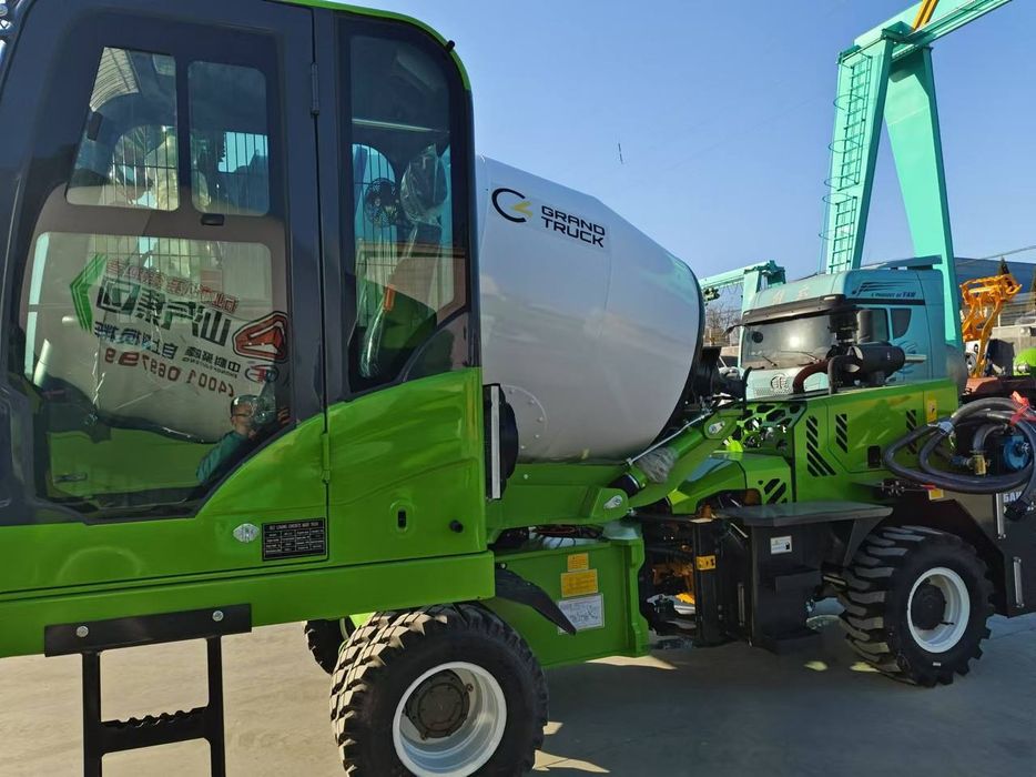 Carmix sotiladi 3.5m/kub  Кармикс сотилади 2 м/куб.