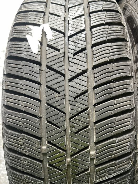 Anvelope de iarna 215 50 R17 Barum cu jante de tabla Opel
