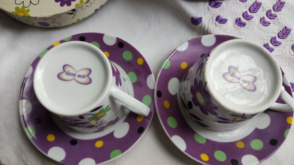 set 2 ceșcuțe+ farfuriuțe porțelan, noi