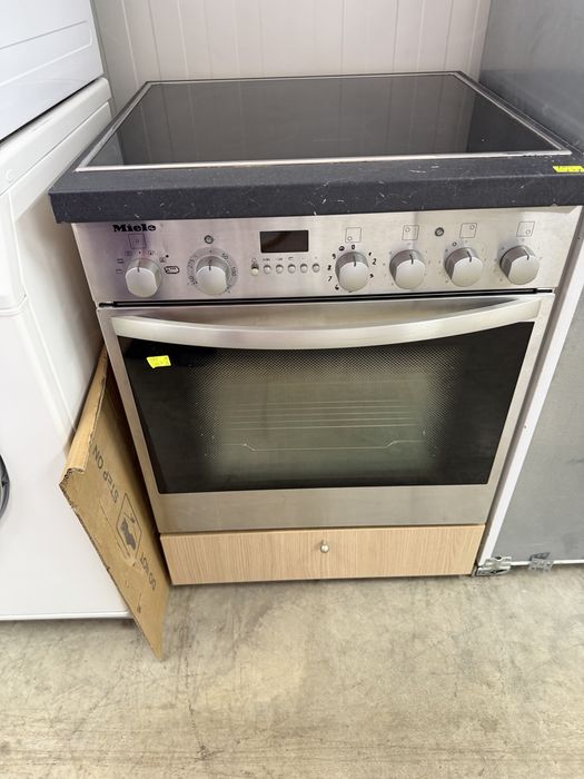 Miele Готварска печка 60см комплект със шкафа GERMANY Гаранция