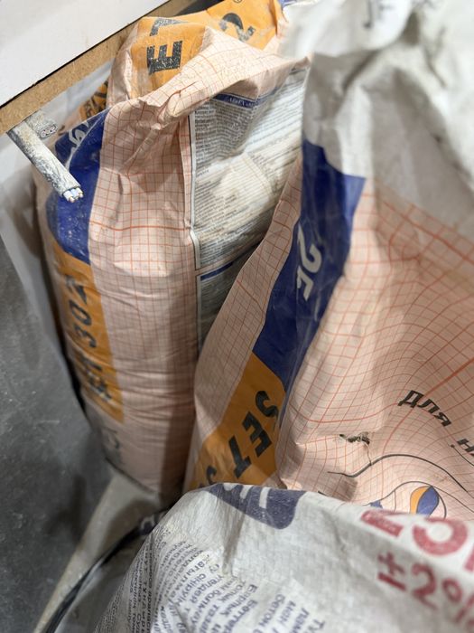 Остатки строй материалов