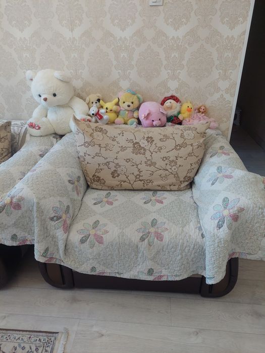 Продам Диван и кресло