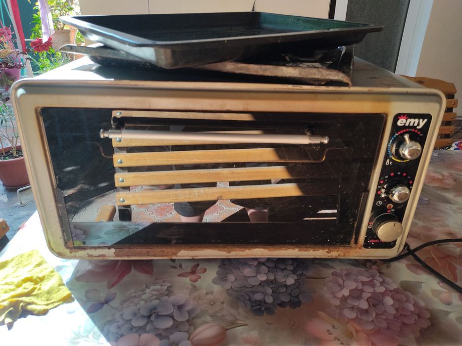 Электрическая духовка