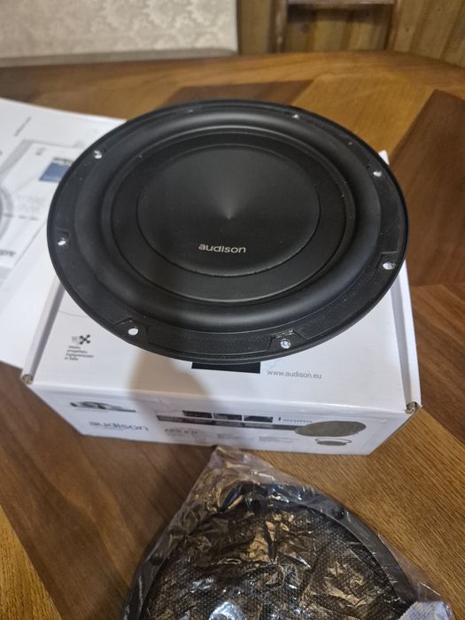 Audison динамики и сабвуфер