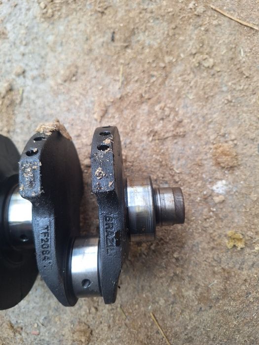 Продается коленвал  от двигателя 1.8  фольквсваген пассат