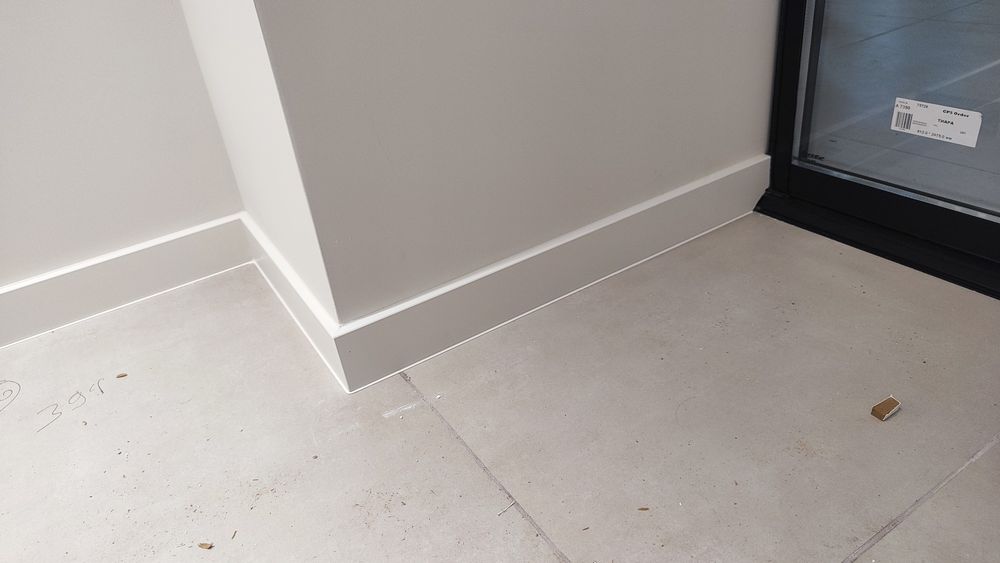 Немецкий плинтус Dollken