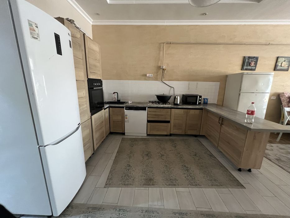 Продается кухонный гарнитур