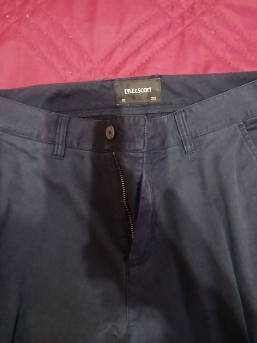 Продавам много запазени дънки и панталони  DSQUARED.  Scotch Soda.