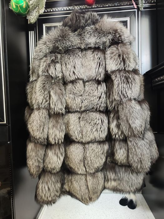 Шуба чернобурка.