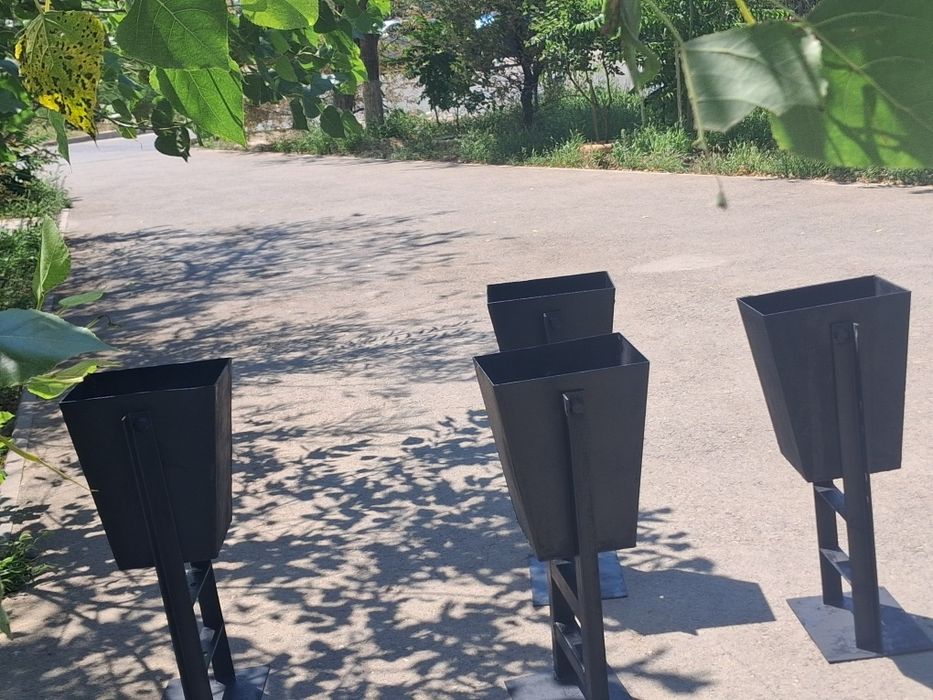 Урны металлические