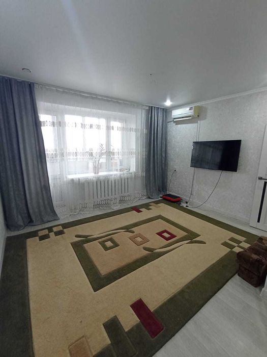 Продам 1 комн. квартиру в Уральске