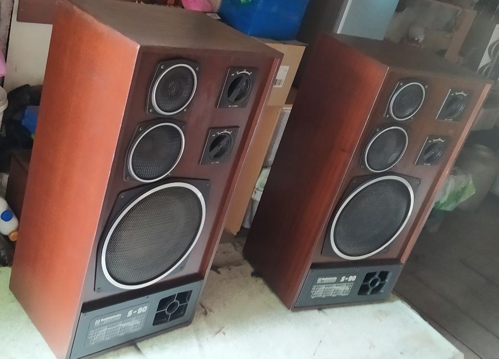Продам колонки S90