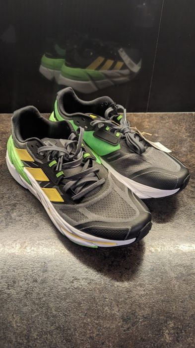 Продам кроссовки Adidas Adistar CS