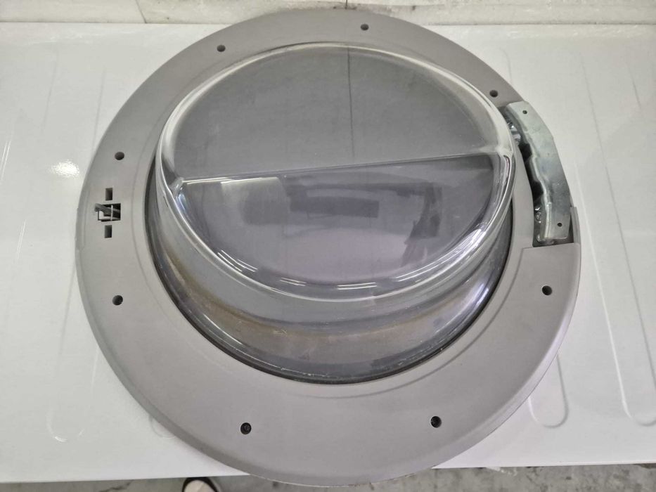 Hublou , usa gri masina de spalat cu uscator Indesit INNEX