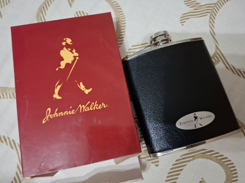 Ёмкость в карман для жидкости