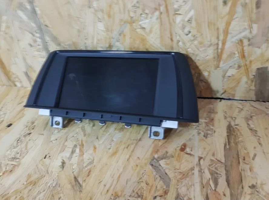 Display Navigatie Bmw Seria 3 F30 F31 Cod 9262753
