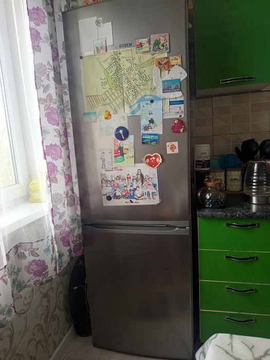 Продам холодильник